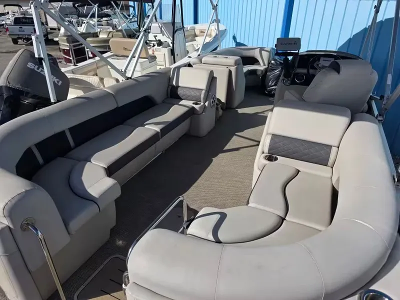 Slide: The Image of Bennington SX22 2019 - 5