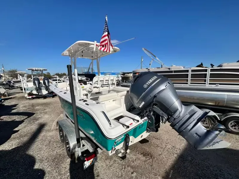 Slide: The Image of Sea Hunt Ultra 219 2021 - 4