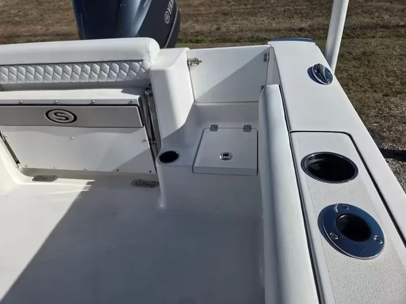 Slide: The Image of Sportsman 232 HERITAGE PLAINUM 2023 - 6