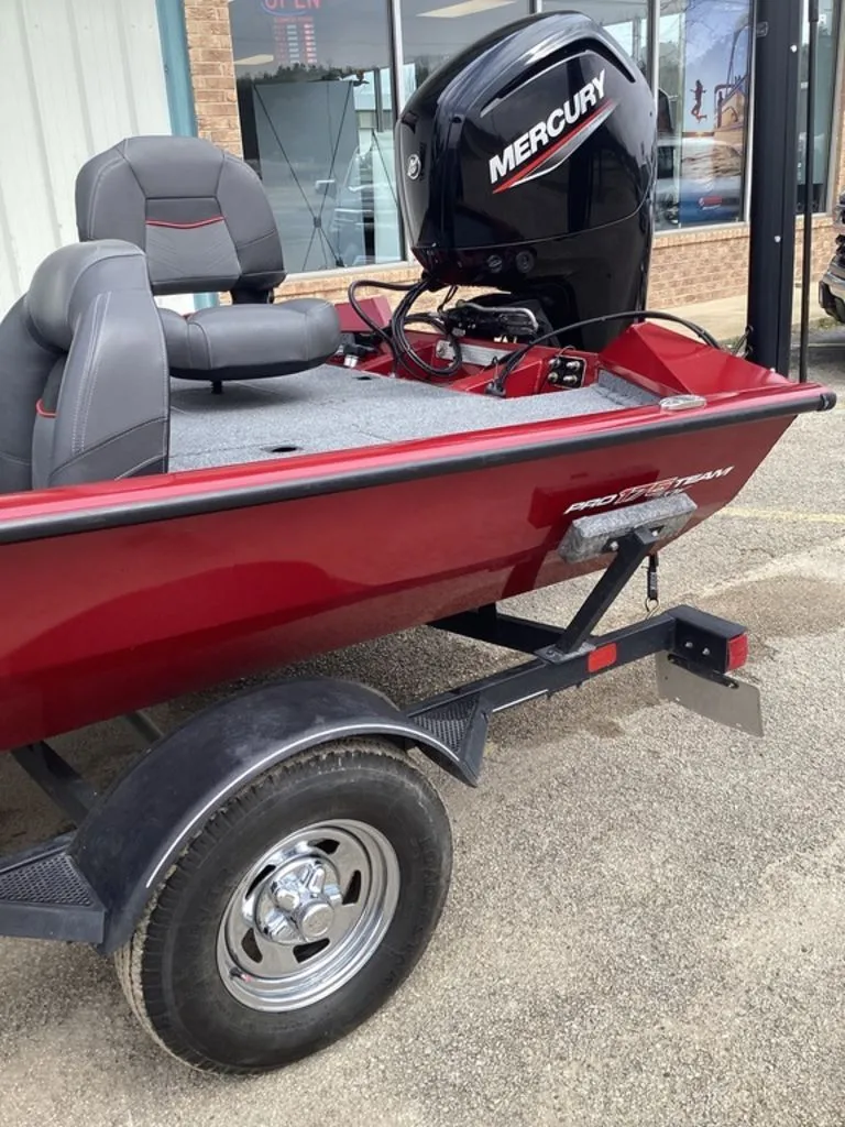 Slide: The Image of Tracker Pro Team 175 TXW 2022 - 22