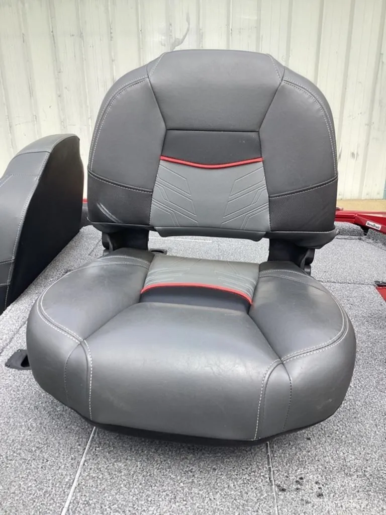 Slide: The Image of Tracker Pro Team 175 TXW 2022 - 23