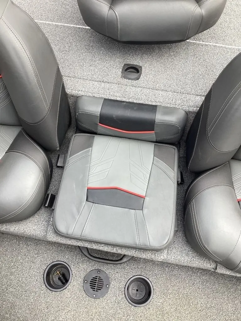 Slide: The Image of Tracker Pro Team 175 TXW 2022 - 38