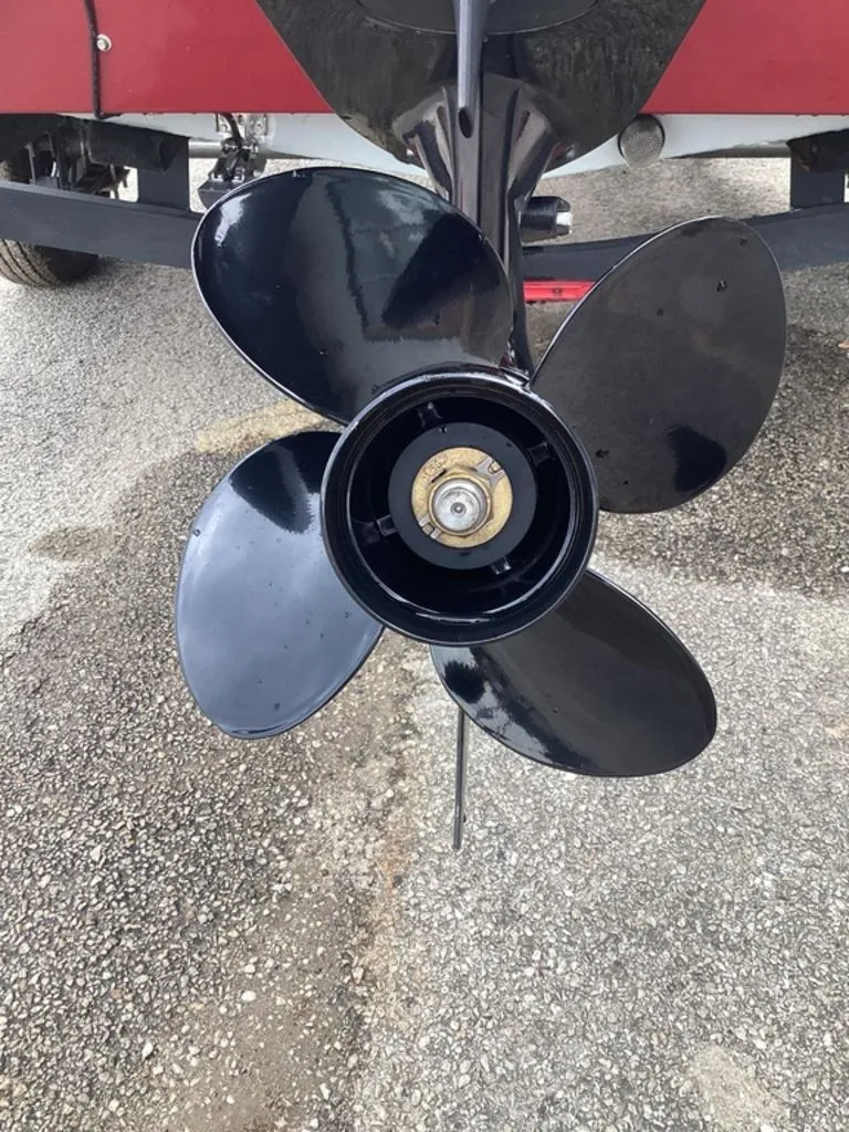 Slide: The Image of Tracker Pro Team 175 TXW 2022 - 4