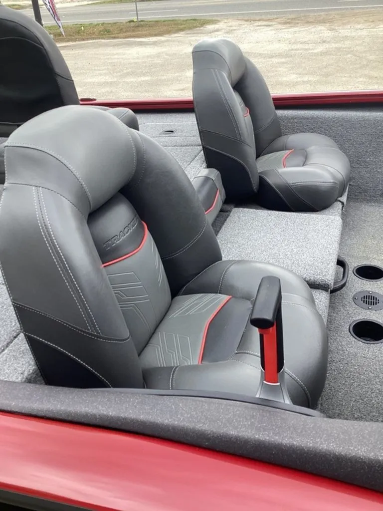 Slide: The Image of Tracker Pro Team 175 TXW 2022 - 8