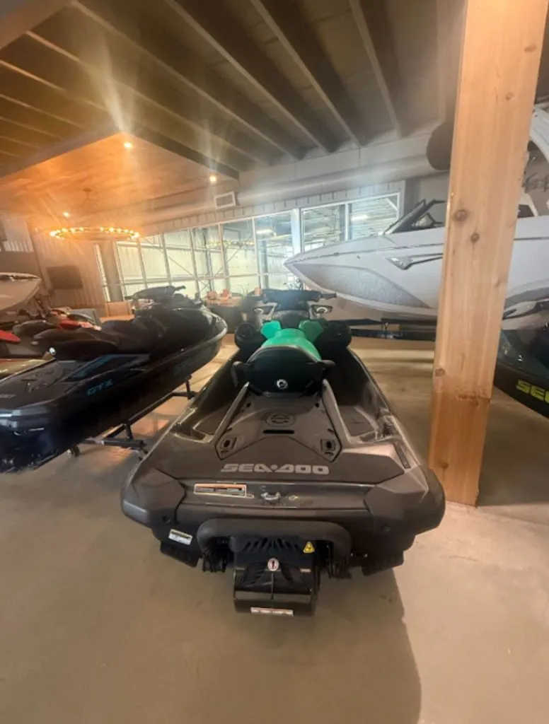 Slide: The Image of Sea-Doo GTI SE 130 2026 - 9