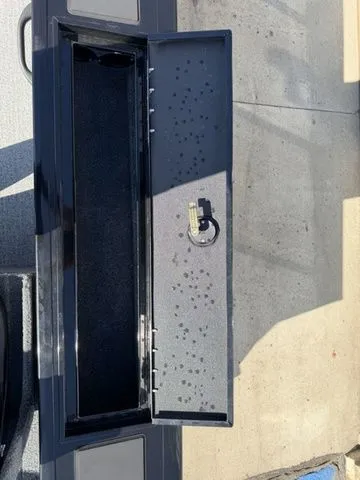 Slide: The Image of Tracker Targa V-18 WT 2023 - 23