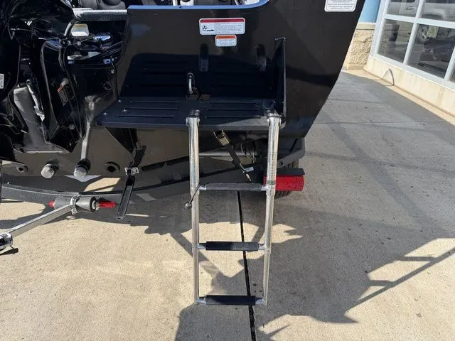 Slide: The Image of Tracker Targa V-18 WT 2023 - 6