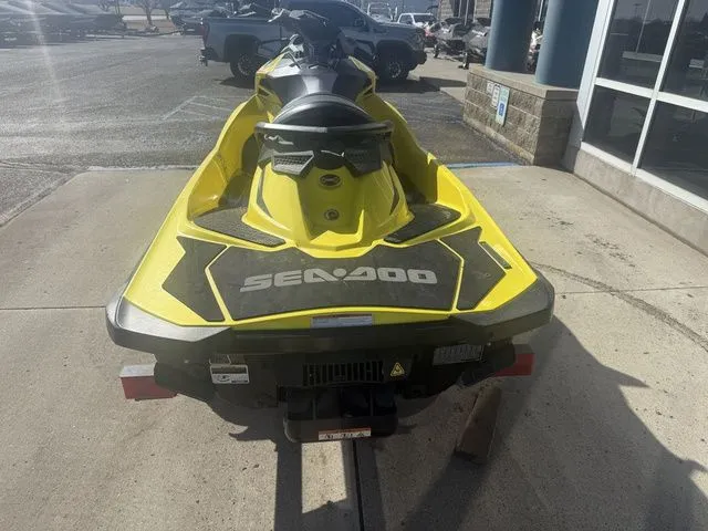 Slide: The Image of Sea-Doo RXP-X 260 2015 - 6