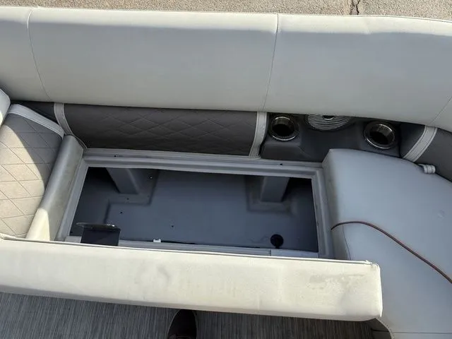 Slide: The Image of Bennington 24 LXFBA 2022 - 25