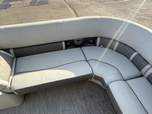 Slide: The Image of Bennington 24 LXFBA 2022 - 27