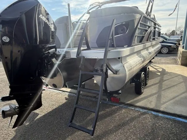 Slide: The Image of Bennington 24 LXFBA 2022 - 5