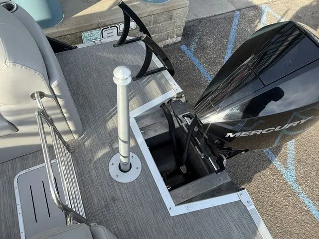 Slide: The Image of Bennington 24 LXFBA 2022 - 8