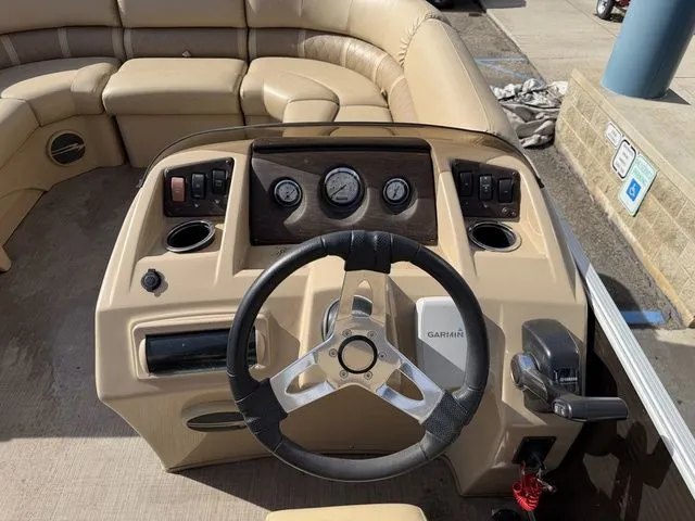 Slide: The Image of Bennington 22SSRX 2017 - 18