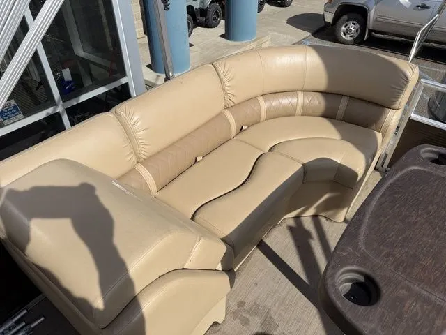 Slide: The Image of Bennington 22SSRX 2017 - 22