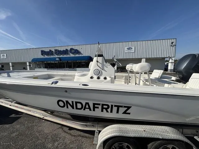 Slide: The Image of NauticStar 2200 BAY 2013 - 7