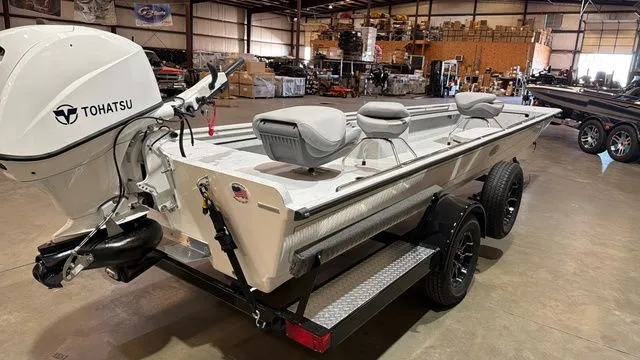 Slide: The Image of Supreme S52 W/Tohatsu 40 Jet 2026 - 5