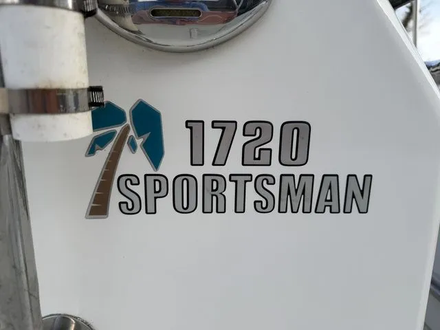 Slide: The Image of Key West 1710 Sportsman 2010 - 8