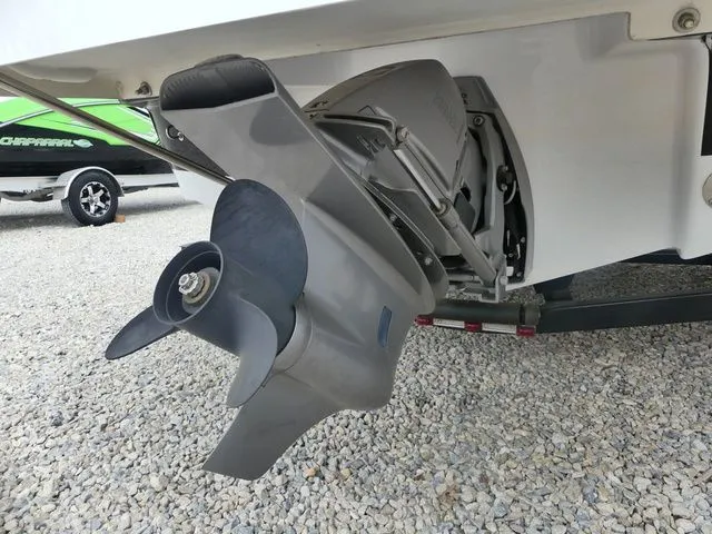 Slide: The Image of Glastron GX 215 2022 - 4