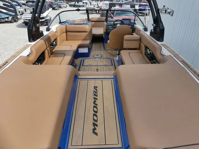 Slide: The Image of Moomba Mojo 2022 - 10