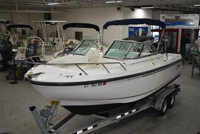 Slide: The Image of Boston Whaler 210 Ventura Dual Console 2003 - 11