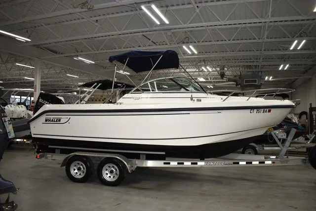 Slide: The Image of Boston Whaler 210 Ventura Dual Console 2003 - 4