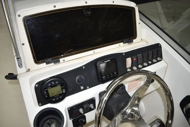 Slide: The Image of Boston Whaler 210 Ventura Dual Console 2003 - 51