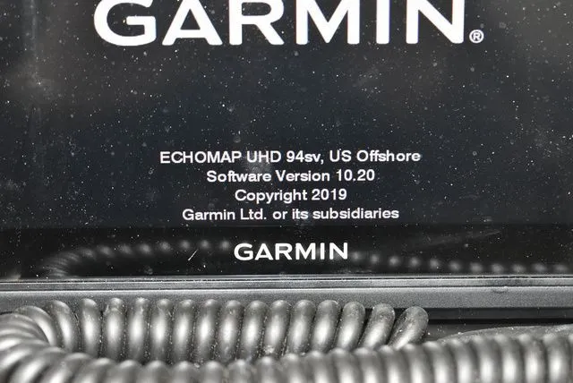 Slide: The Image of Boston Whaler 210 Ventura Dual Console 2003 - 54