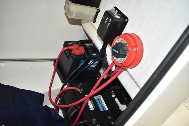 Slide: The Image of Boston Whaler 210 Ventura Dual Console 2003 - 61