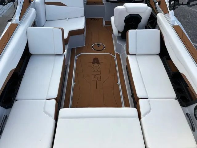 Slide: The Image of Axis Wake Research T Series T235 2026 - 11