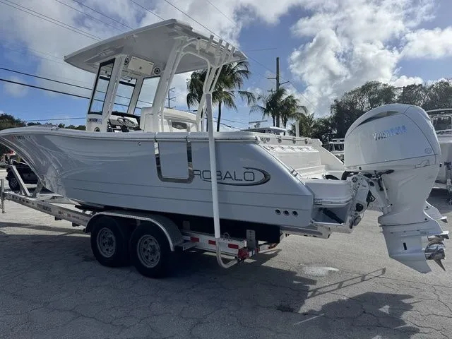 Slide: The Image of Robalo R270 Center Console 2024 - 5