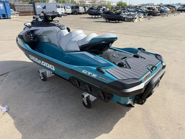 Slide: The Image of Sea-Doo GTX 2026 - 15