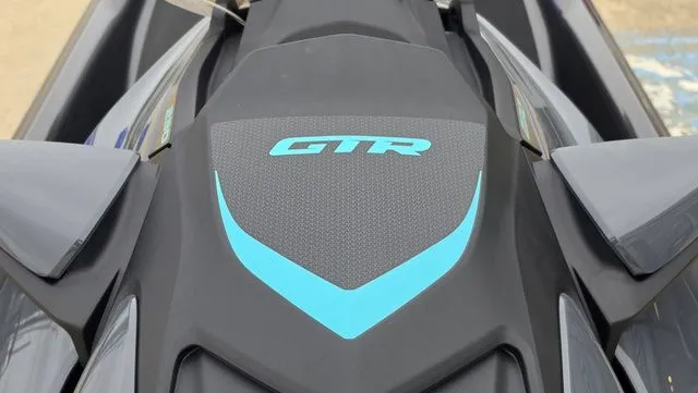 Slide: The Image of Sea-Doo GTR 230 2026 - 19