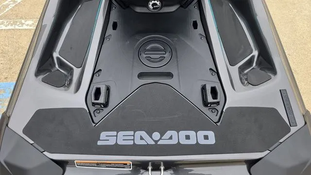 Slide: The Image of Sea-Doo GTR 230 2026 - 22