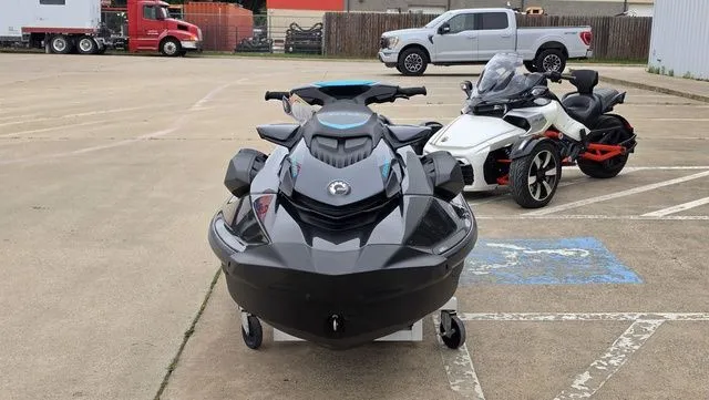 Slide: The Image of Sea-Doo GTR 230 2026 - 5