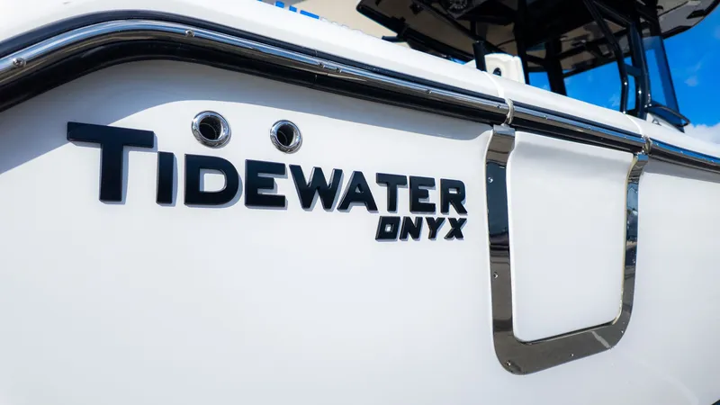 Slide: The Image of Tidewater 282 CC Adventure 2026 - 10