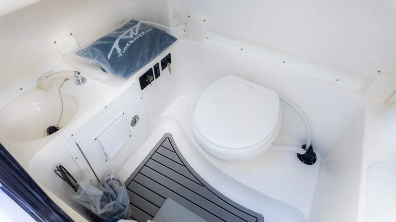 Slide: The Image of Tidewater 282 CC Adventure 2026 - 19