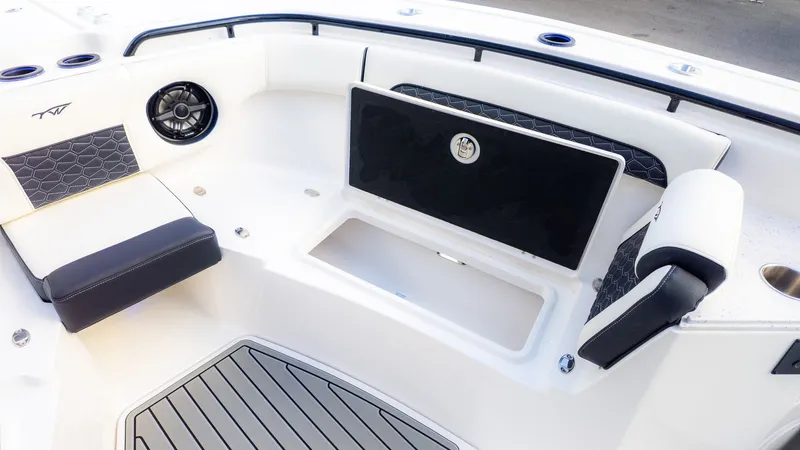 Slide: The Image of Tidewater 282 CC Adventure 2026 - 25