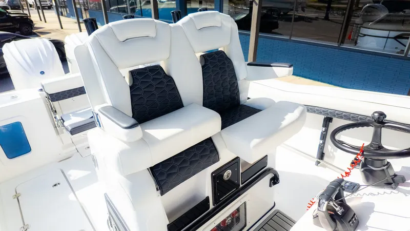 Slide: The Image of Tidewater 282 CC Adventure 2026 - 30