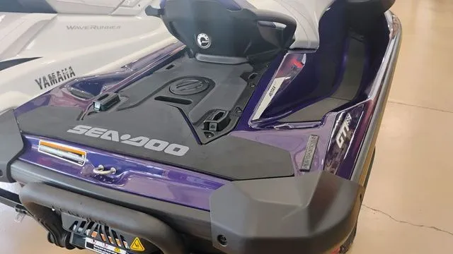 Slide: The Image of Sea-Doo GTI 2025 - 6