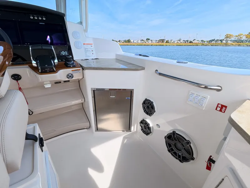 Slide: The Image of Boston Whaler 350 Realm 2027 - 22