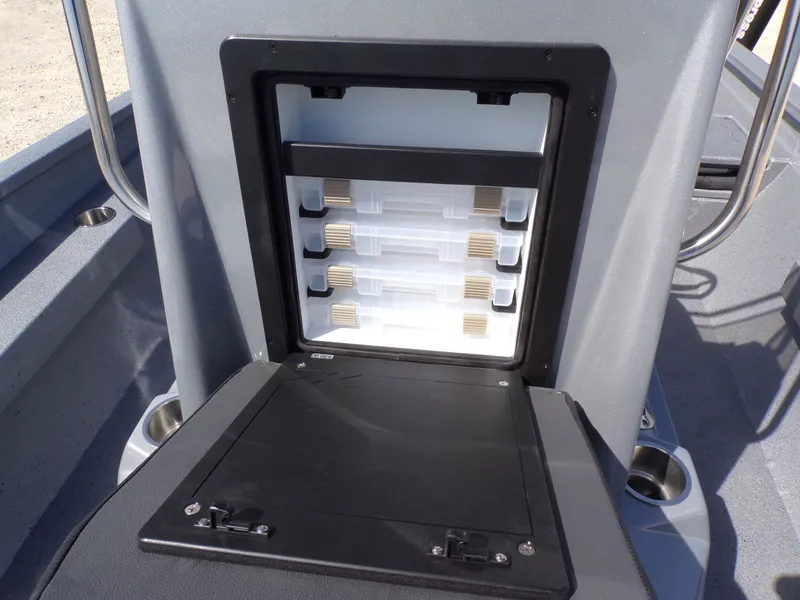 Slide: The Image of 2026 Xpress H22B Bay boat with integrated storage compartment. - 9