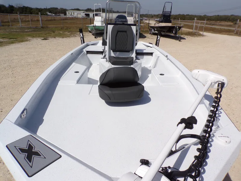 Slide: The Image of 2026 Xpress SW20B boat with modern design and features. - 17