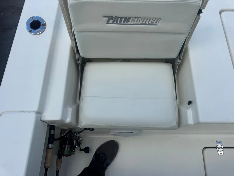 Slide: The Image of Pathfinder 2400 TRS 2016 - 23