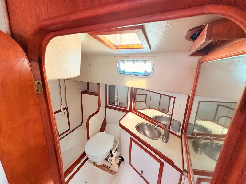 Slide: The Image of Morgan 44 1989 - 35