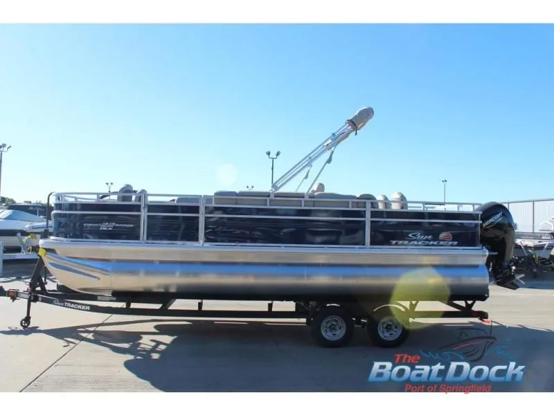 Slide: The Image of Fishin' Barge 22 DLX 22 DLX 2025 - 4