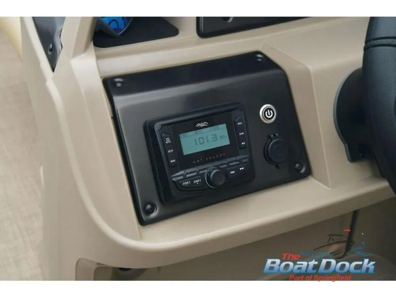 Slide: The Image of Fishin' Barge 22 DLX 22 DLX 2025 - 56