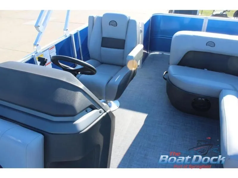 Slide: The Image of Party Barge 18 DLX 2026 - 17