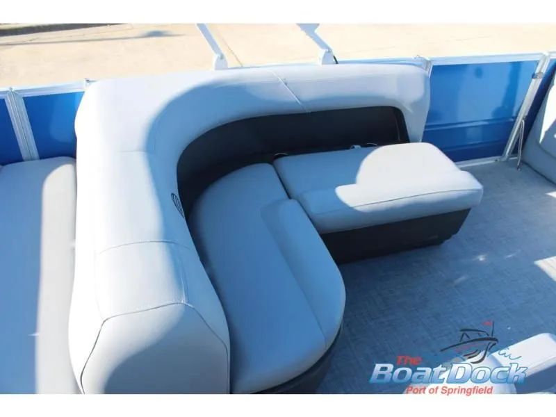 Slide: The Image of Party Barge 18 DLX 2026 - 21