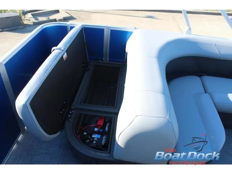 Slide: The Image of Party Barge 18 DLX 2026 - 22