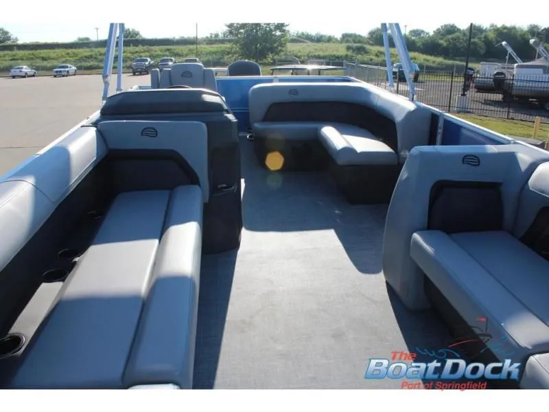 Slide: The Image of Party Barge 18 DLX 2026 - 9